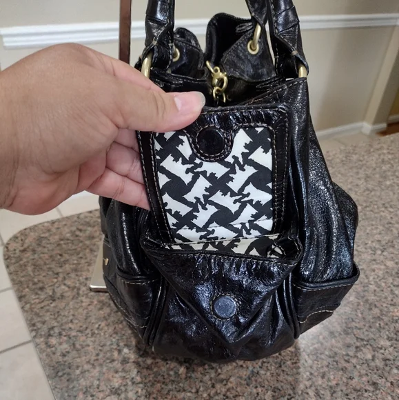 Juicy Couture Leather Black Shoulder Bag